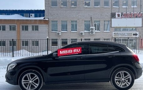 Mercedes-Benz GLA, 2015 год, 1 880 000 рублей, 3 фотография