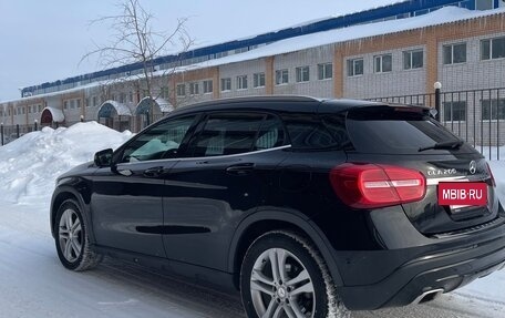 Mercedes-Benz GLA, 2015 год, 1 880 000 рублей, 4 фотография