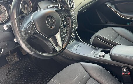 Mercedes-Benz GLA, 2015 год, 1 880 000 рублей, 10 фотография