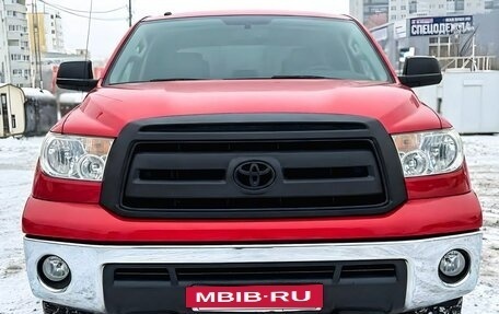 Toyota Tundra II, 2012 год, 3 200 000 рублей, 2 фотография