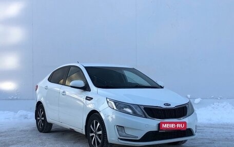 KIA Rio III рестайлинг, 2013 год, 655 000 рублей, 3 фотография