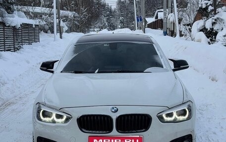 BMW 1 серия, 2019 год, 2 200 000 рублей, 1 фотография