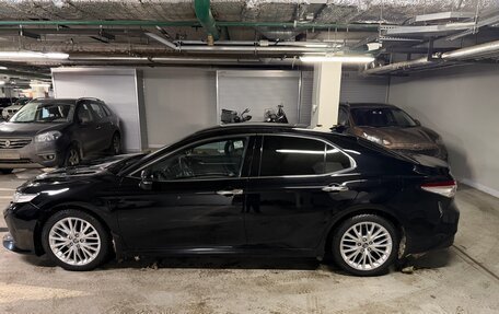 Toyota Camry, 2019 год, 3 250 000 рублей, 3 фотография