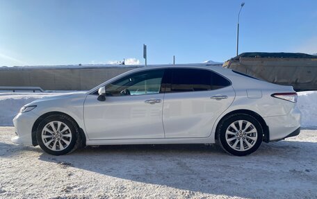 Toyota Camry, 2020 год, 3 200 000 рублей, 3 фотография