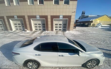 Toyota Camry, 2020 год, 3 200 000 рублей, 12 фотография