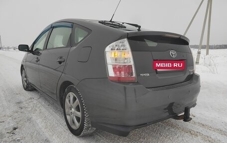 Toyota Prius, 2008 год, 850 000 рублей, 13 фотография