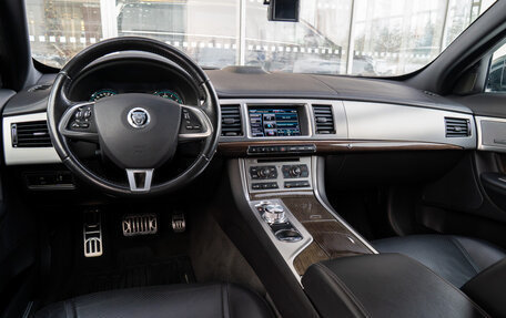 Jaguar XF I рестайлинг, 2013 год, 1 700 000 рублей, 8 фотография