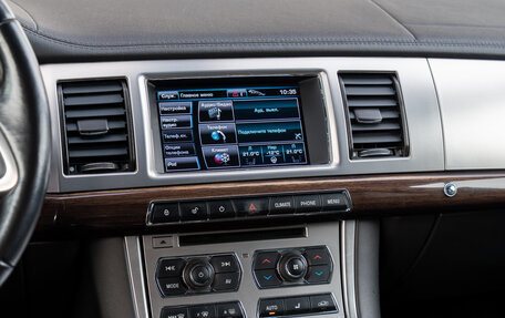 Jaguar XF I рестайлинг, 2013 год, 1 700 000 рублей, 13 фотография