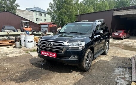 Toyota Land Cruiser 200, 2016 год, 5 250 000 рублей, 8 фотография