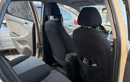 Hyundai Solaris II рестайлинг, 2014 год, 1 100 000 рублей, 5 фотография