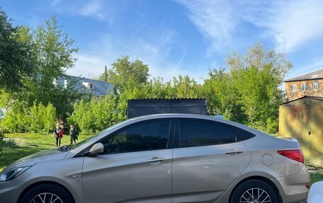 Hyundai Solaris II рестайлинг, 2014 год, 1 100 000 рублей, 7 фотография