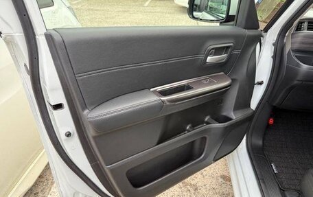 Honda Freed II, 2018 год, 1 250 000 рублей, 18 фотография