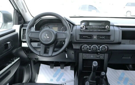 Mitsubishi L200, 2025 год, 4 500 000 рублей, 9 фотография