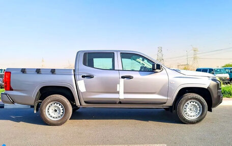 Mitsubishi L200, 2025 год, 4 500 000 рублей, 7 фотография