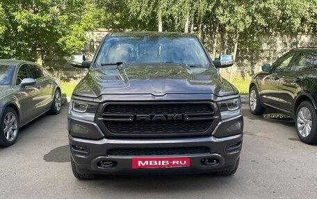 Rambler 1500, 2019 год, 6 400 000 рублей, 7 фотография