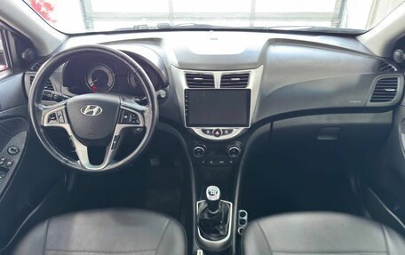 Hyundai Solaris II рестайлинг, 2014 год, 829 900 рублей, 8 фотография