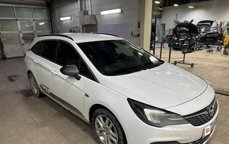 Opel Astra K, 2020 год, 1 498 000 рублей, 2 фотография