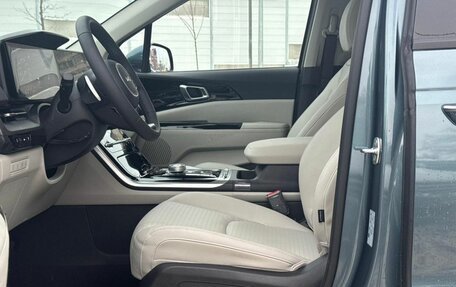 KIA Carnival, 2025 год, 6 990 000 рублей, 20 фотография