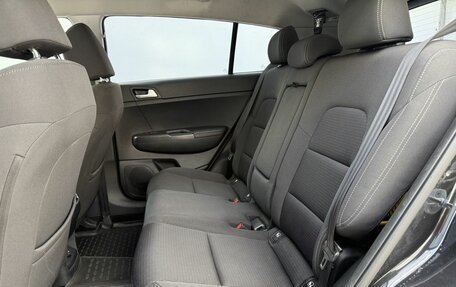 KIA Sportage IV рестайлинг, 2018 год, 1 965 000 рублей, 11 фотография