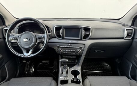 KIA Sportage IV рестайлинг, 2018 год, 1 965 000 рублей, 13 фотография