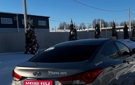 Hyundai Elantra V, 2011 год, 720 000 рублей, 2 фотография