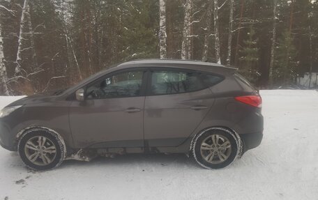 Hyundai ix35 I рестайлинг, 2011 год, 1 400 000 рублей, 3 фотография