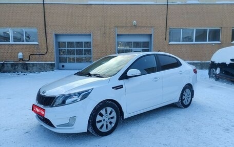 KIA Rio III рестайлинг, 2013 год, 870 000 рублей, 1 фотография
