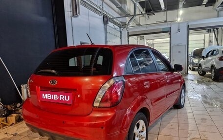 KIA Rio II, 2011 год, 585 000 рублей, 1 фотография