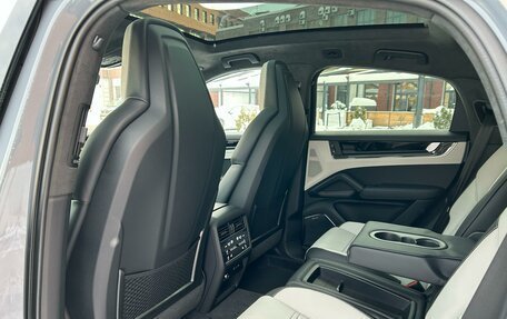 Porsche Cayenne III, 2025 год, 19 900 000 рублей, 24 фотография