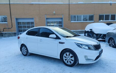 KIA Rio III рестайлинг, 2013 год, 870 000 рублей, 3 фотография
