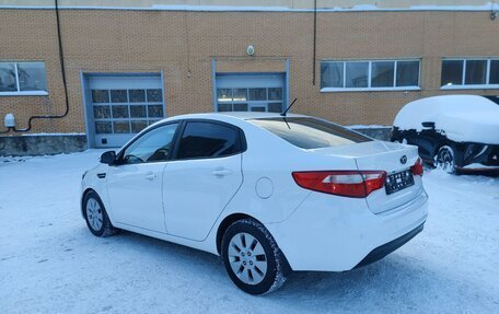 KIA Rio III рестайлинг, 2013 год, 870 000 рублей, 4 фотография