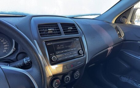 Mitsubishi ASX I рестайлинг, 2012 год, 650 000 рублей, 16 фотография