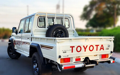 Toyota Land Cruiser 70, 2025 год, 8 100 000 рублей, 4 фотография