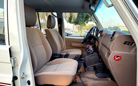 Toyota Land Cruiser 70, 2025 год, 8 100 000 рублей, 20 фотография