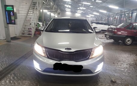 KIA Rio III рестайлинг, 2012 год, 750 000 рублей, 10 фотография
