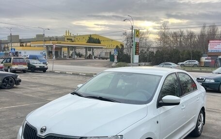 Skoda Rapid I, 2014 год, 1 050 000 рублей, 1 фотография