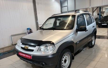 Chevrolet Niva I рестайлинг, 2011 год, 499 000 рублей, 1 фотография
