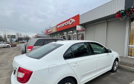 Skoda Rapid I, 2014 год, 1 050 000 рублей, 3 фотография