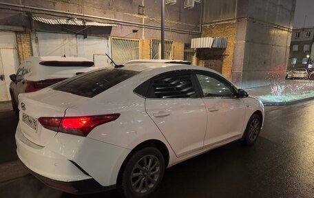 Hyundai Solaris II рестайлинг, 2022 год, 1 250 000 рублей, 2 фотография