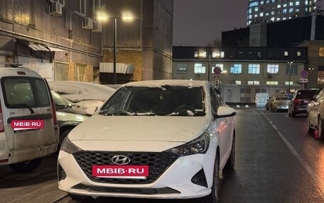 Hyundai Solaris II рестайлинг, 2022 год, 1 250 000 рублей, 3 фотография