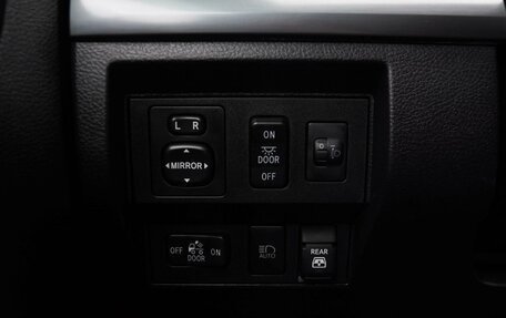 Toyota Tundra II, 2021 год, 7 999 000 рублей, 25 фотография