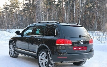 Volkswagen Touareg III, 2005 год, 933 000 рублей, 6 фотография