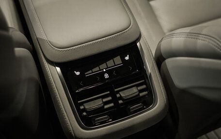 Volvo XC90 II рестайлинг, 2025 год, 11 100 000 рублей, 33 фотография