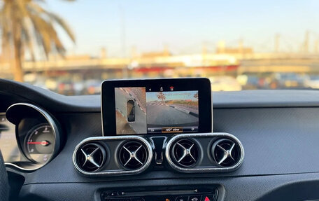 Mercedes-Benz X-Класс I, 2020 год, 6 500 000 рублей, 15 фотография