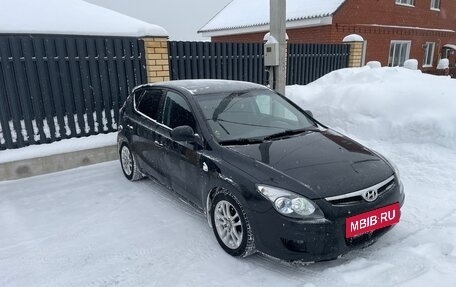 Hyundai i30 I, 2010 год, 697 000 рублей, 2 фотография