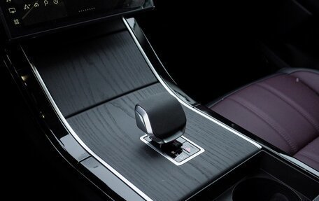 Land Rover Range Rover Evoque II, 2025 год, 5 990 000 рублей, 22 фотография