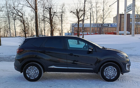 Renault Kaptur I рестайлинг, 2018 год, 1 420 000 рублей, 8 фотография
