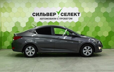 Hyundai Solaris II рестайлинг, 2016 год, 900 000 рублей, 8 фотография