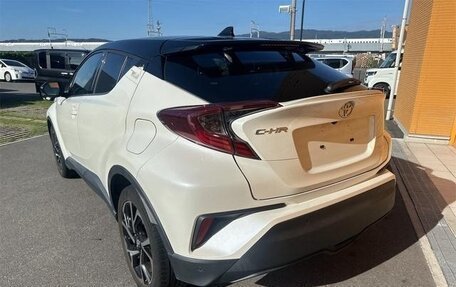 Toyota C-HR I рестайлинг, 2018 год, 1 500 555 рублей, 6 фотография