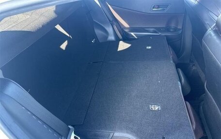 Toyota C-HR I рестайлинг, 2018 год, 1 500 555 рублей, 16 фотография